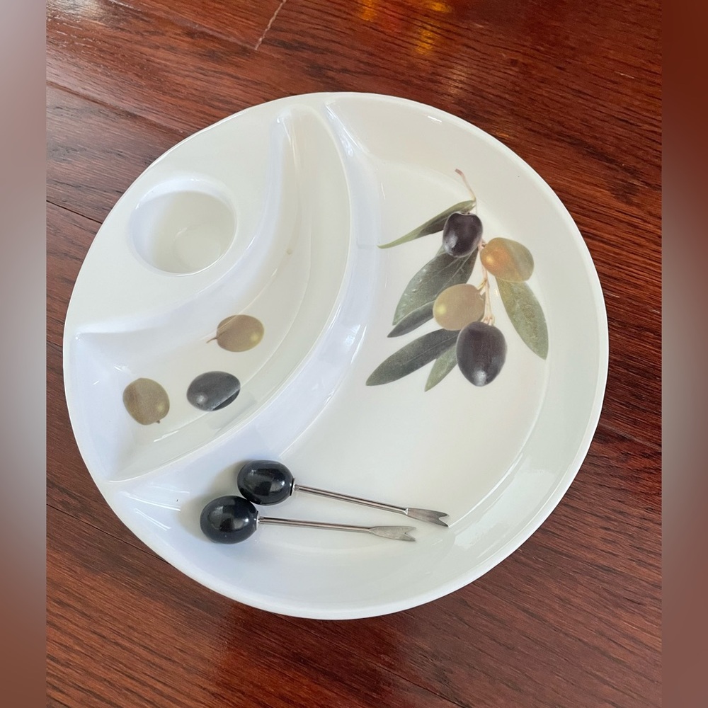 Olive Pattern Divided Serving Platter (with Olive Picks) 🫒
